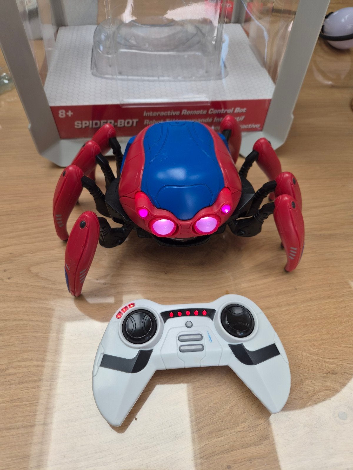 Spider Bot uit Disneyland Parijs met afstandsbediening, Ophalen, Zo goed als nieuw