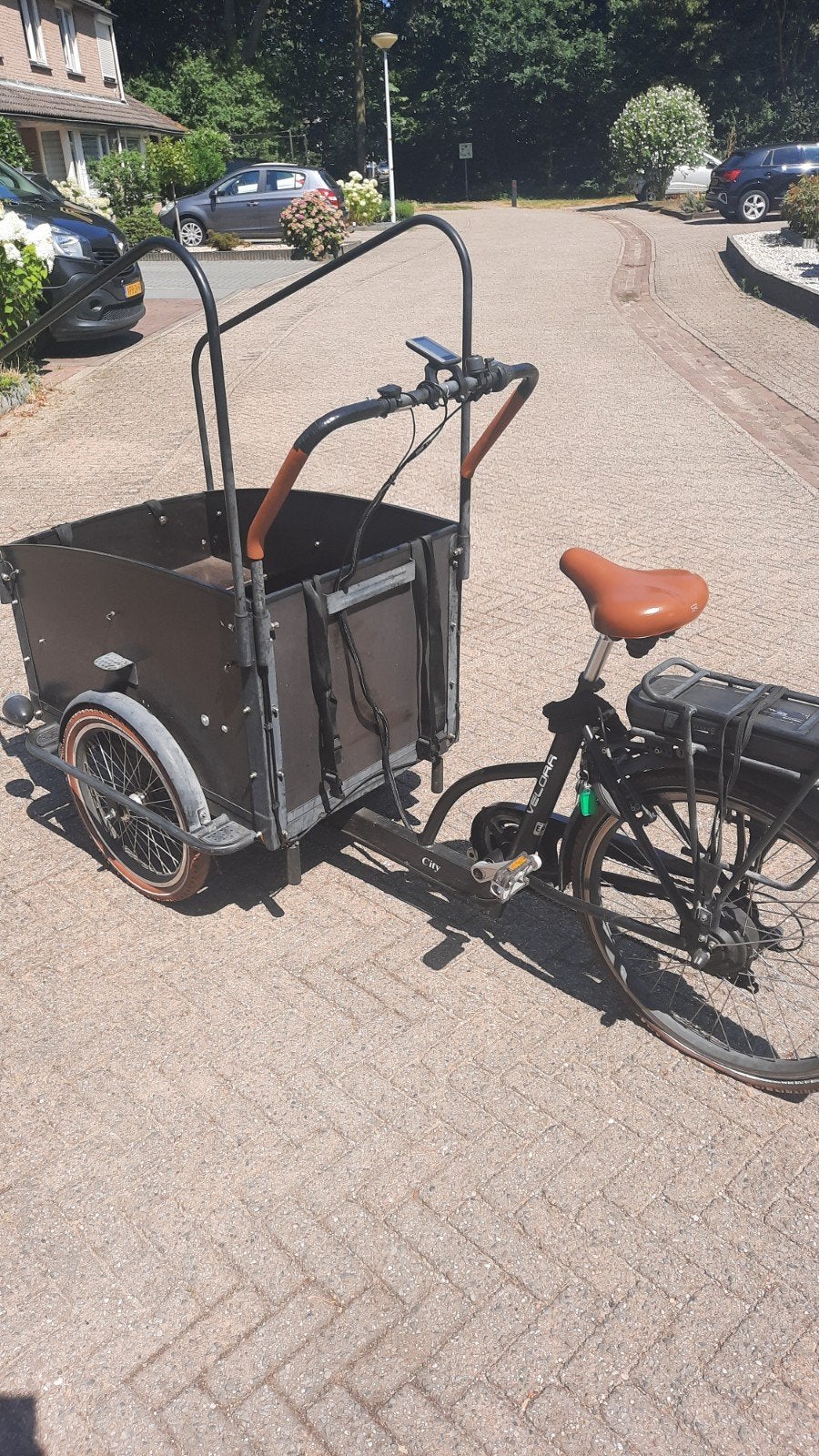 Velora Bakfiets City Elektrisch met Huif en Extra Slot, 4 kinderen of meer, Gebruikt, Huif, Schijfrem