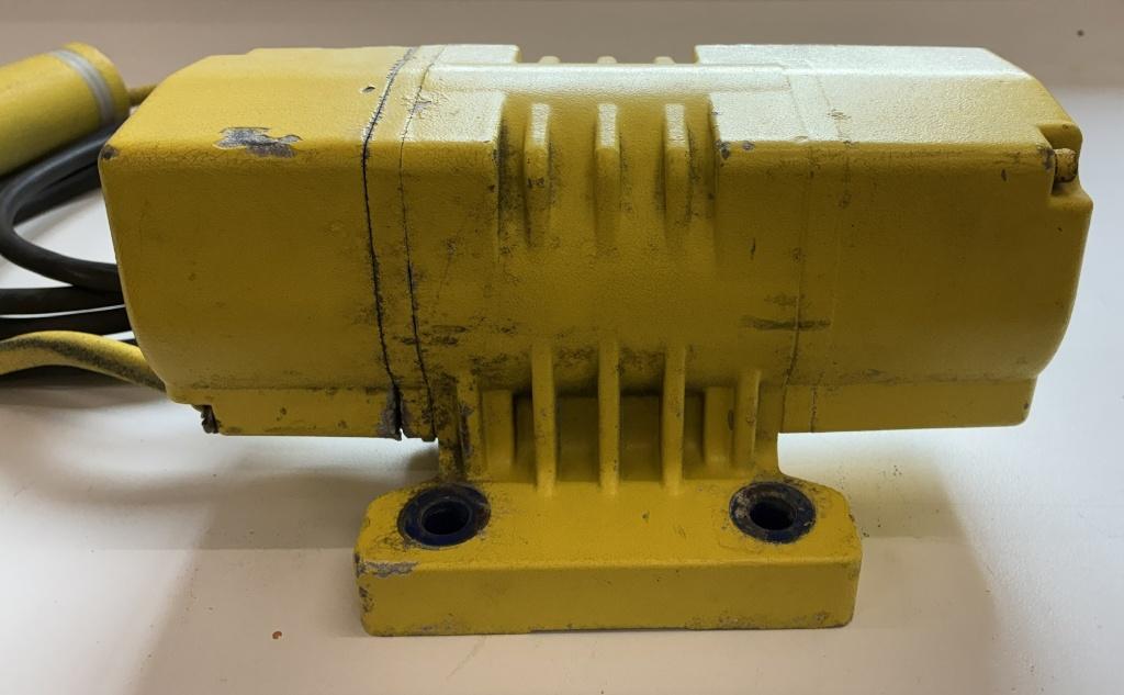 trilmotor onbalansmotor Vibramotor 220/380 volt € 120,00, Ophalen of Verzenden, Gebruikt, Elektromotor
