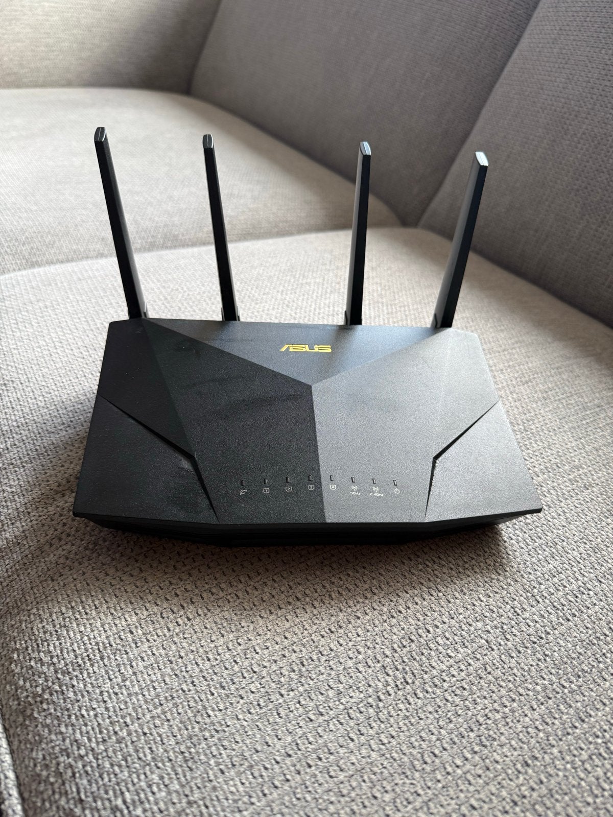 Asus RT-AX5400 Router, Ophalen of Verzenden, Gebruikt, Router