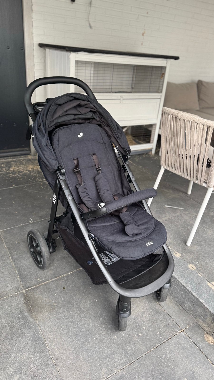 Zwarte Joie buggy met bekerhouders en verstelbarezonnekap, Ophalen, Gebruikt, Overige merken, Verstelbare rugleuning