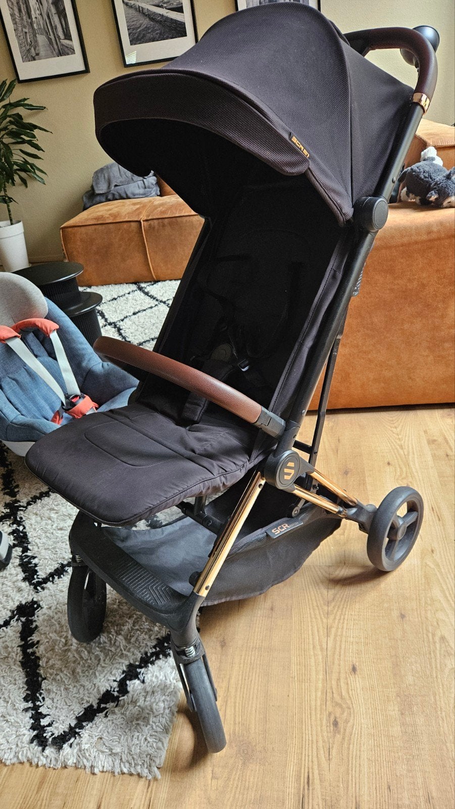 SRCseries Buggy - Zo goed als nieuw, wendbaar en comfortabel, Kinderen en Baby's, Buggy's, Ophalen