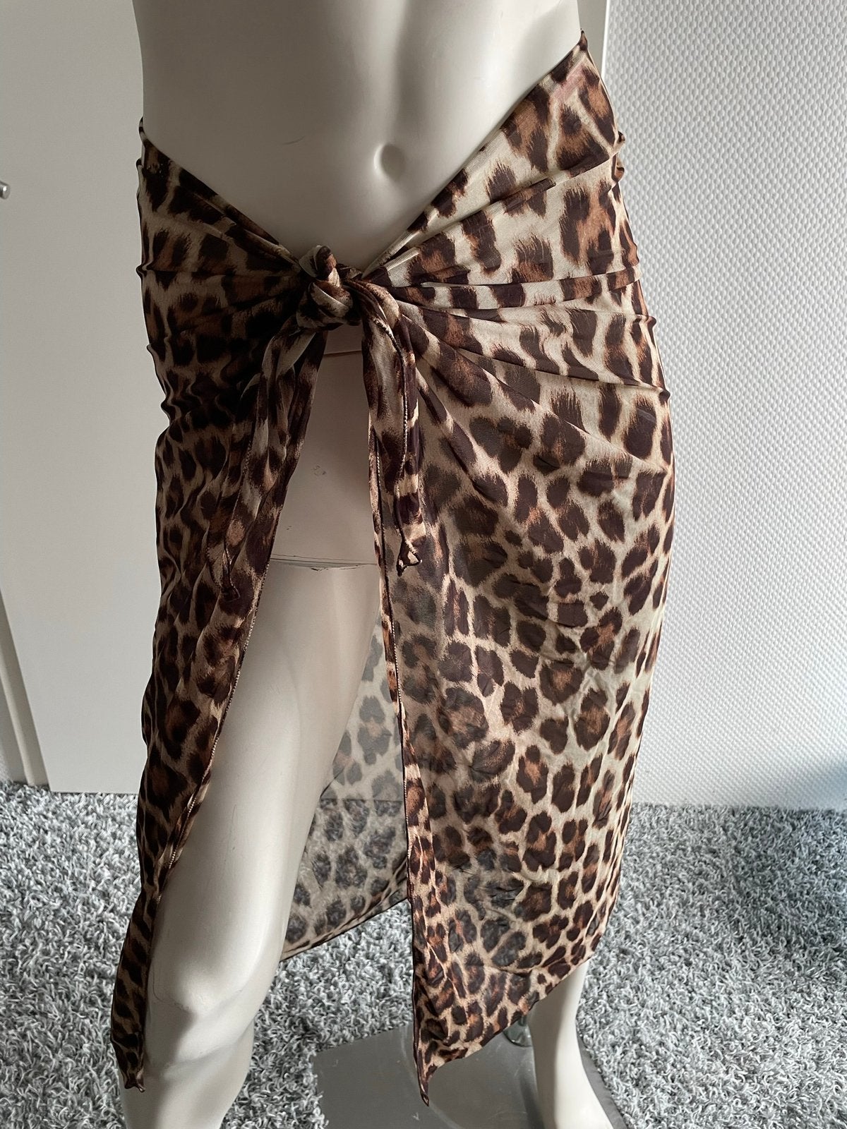 Blumarine sjaal of pareo, Kleding | Dames, Badmode en Zwemkleding, Overige typen, Bruin, ., Ophalen of Verzenden