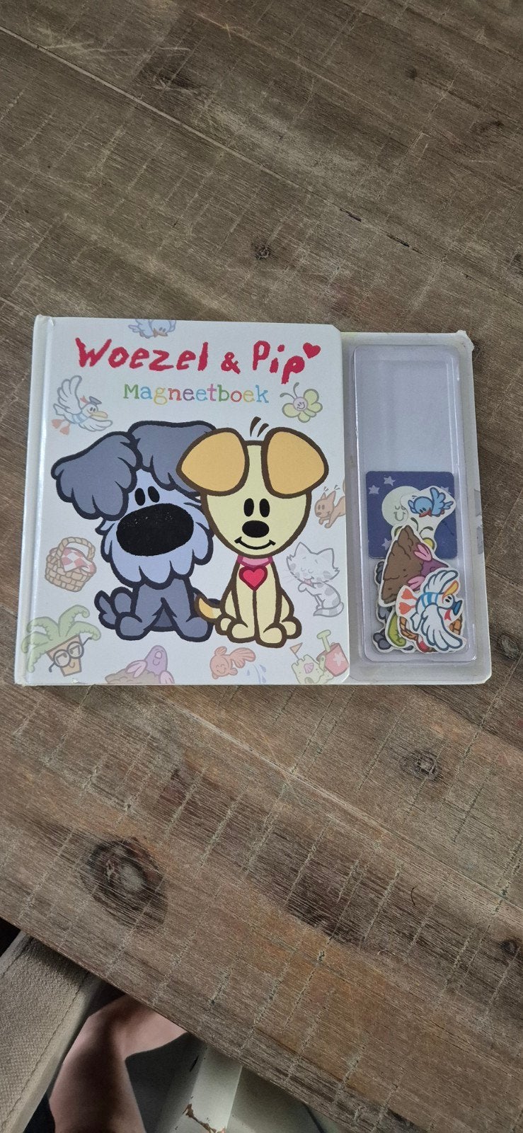 Woezel & Pip Magneetboek - Zo goed als nieuw, Ophalen of Verzenden