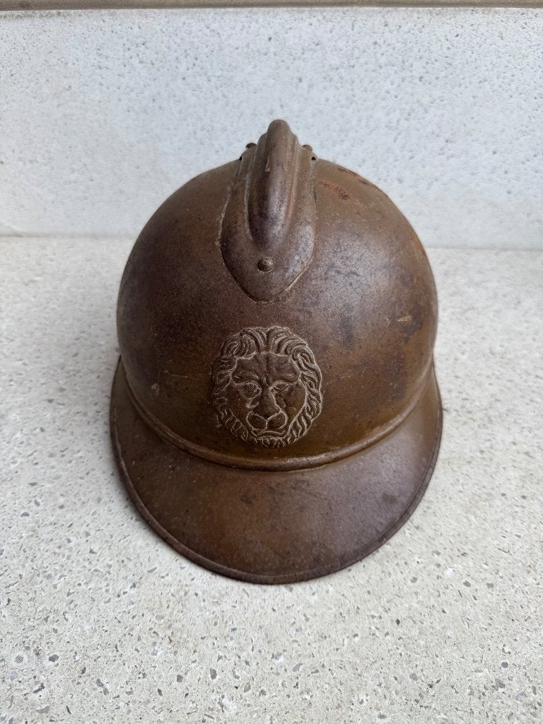 Wo1 Belgische M15 mosterd helm op naam, Ophalen of Verzenden, Landmacht, Overige gebieden, Helm of Baret