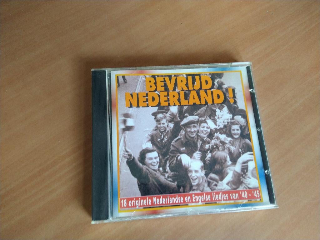 CD Bevrijd Nederland!, Cd's en Dvd's, Ophalen of Verzenden, Zo goed als nieuw