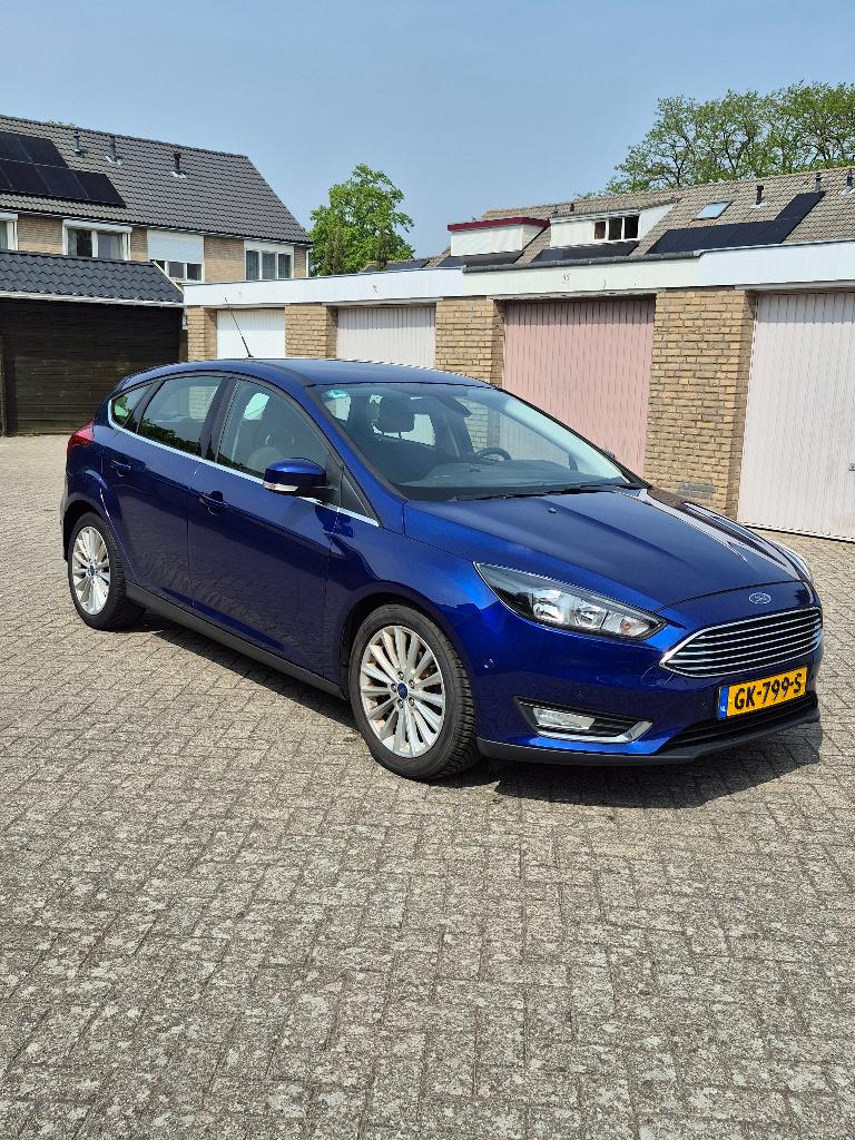 Ford Focus 1.0 Ecoboost 92KW 5D 2015 Blauw, Euro 6, Blauw, Origineel Nederlands, 1200 kg