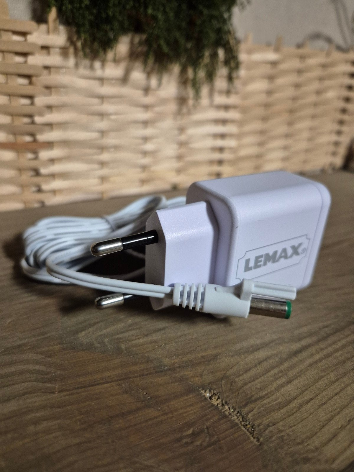 lemax adapter 4,5 volt kerstdorp kersthuisjes, Ophalen of Verzenden, Zo goed als nieuw