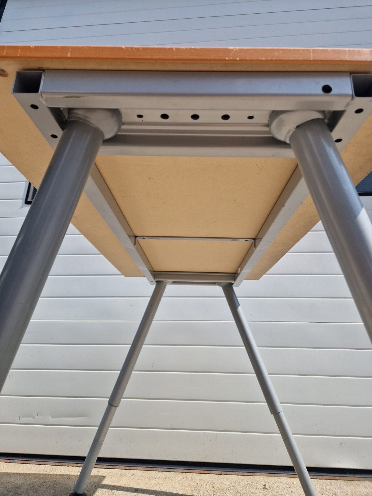 Nog 2 x Ikea Galant bureaus kantoor tafels bureau, Ophalen of Verzenden, In hoogte verstelbaar, Zo goed als nieuw