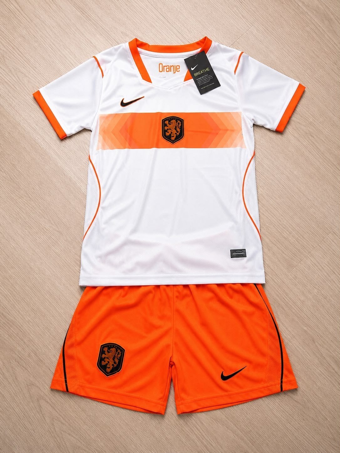 Nederlands elftal uit shirt of tenue kindermaten of volwasse, Maat XS of kleiner, Ophalen of Verzenden, Nieuw, Shirt