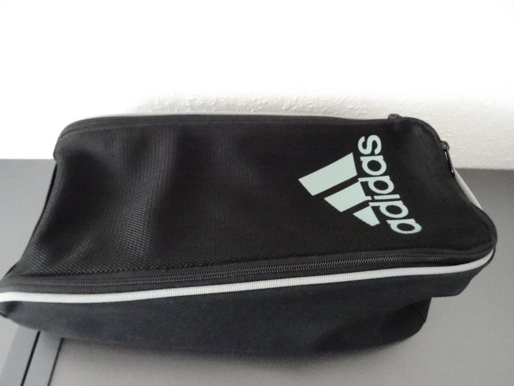 Adidas schoenentas, Sieraden, Tassen en Uiterlijk, Tassen | Sporttassen, Ophalen of Verzenden, Nieuw