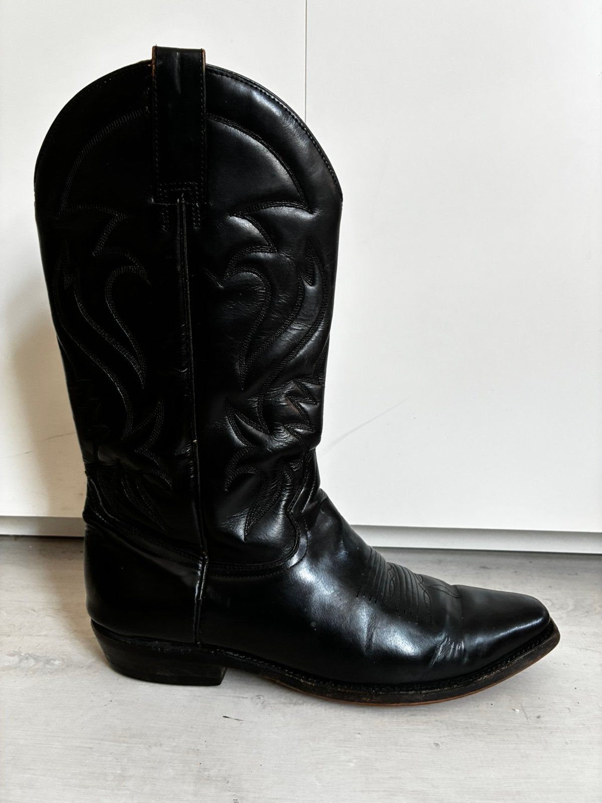 Stevige leren Western laarzen maat 42, Kleding | Dames, Schoenen, Hoge laarzen, Zwart, Ophalen of Verzenden, Gedragen