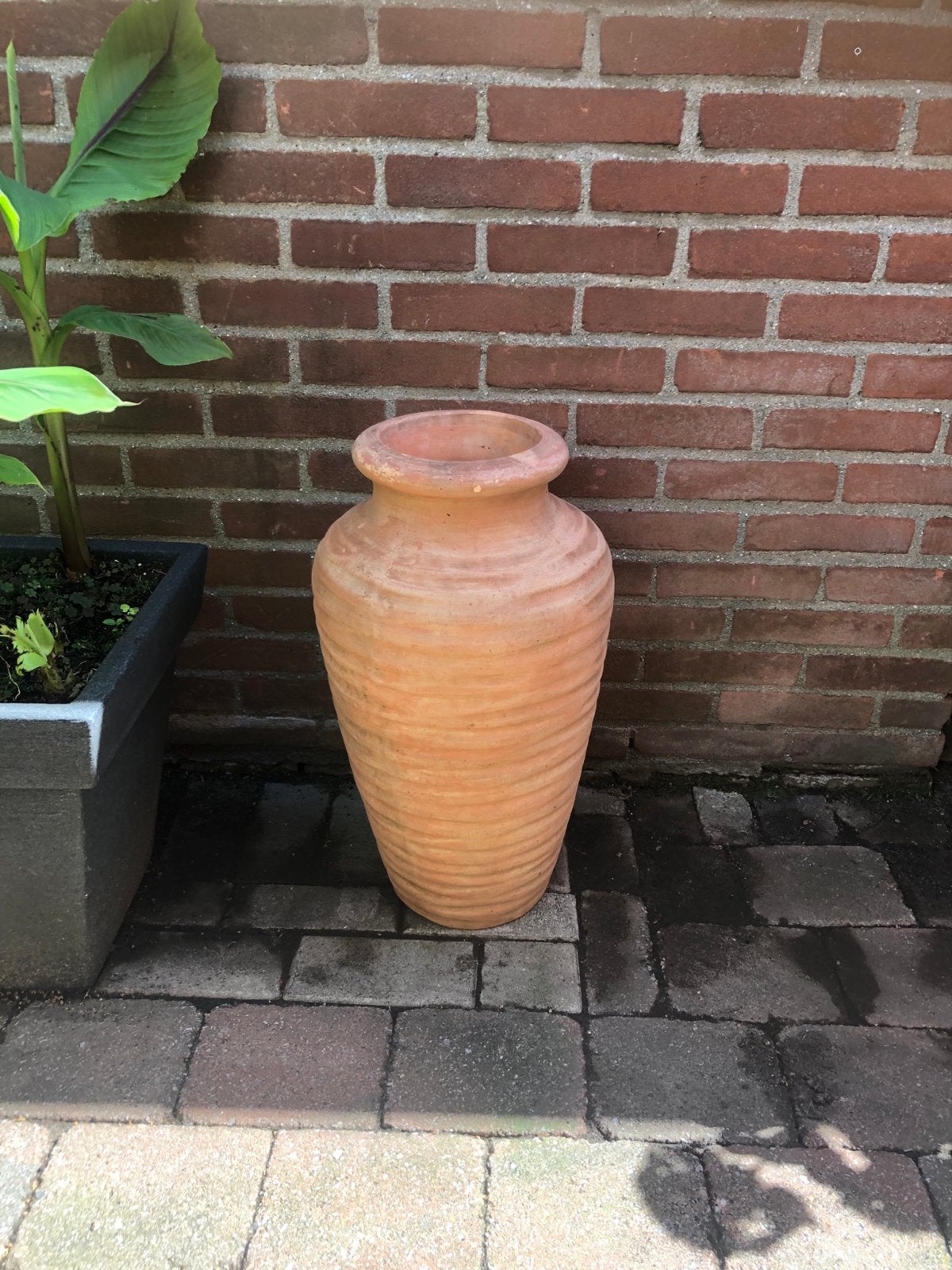 Terracotta bloempot - Grote vaas voor tuin of balkon, Ophalen, Rond, Zo goed als nieuw, Terracotta
