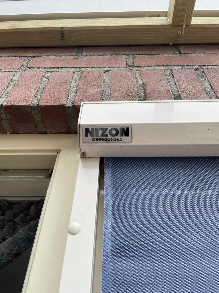 Nizon Zonnescherm - 210x180 cm en 150 bij 120, Ophalen, Gebruikt, Minder dan 250 cm, 150 tot 300 cm