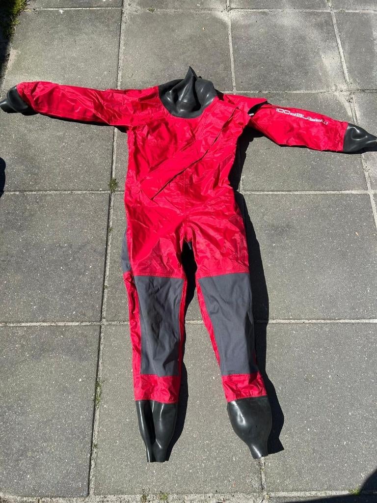 Droogpak Marinepool maat 152, Watersport en Boten, Watersportkleding, Kind, Drysuit, Marinepool, Ophalen of Verzenden