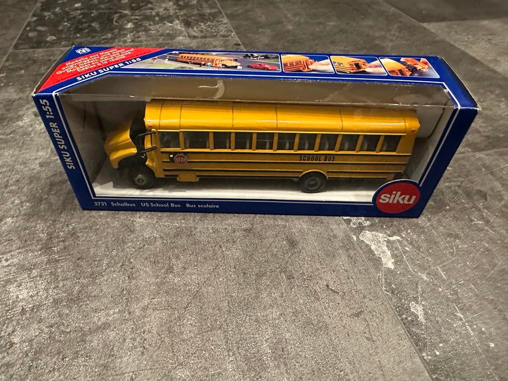 Siku 3731 schoolbus oranje nieuw super series 1:55, Hobby en Vrije tijd, Modelauto's | Overige schalen, Ophalen of Verzenden, Nieuw