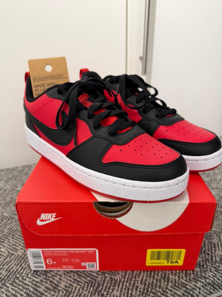 Nieuwe nike achoenen maat 38,5, Ophalen of Verzenden, Rood, Sneakers of Gympen, Zo goed als nieuw