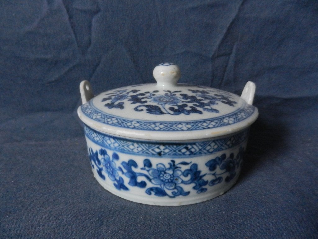 Blauwwitte ronde botervloot, China, Qianlong ca 1750 d. 11,5, Ophalen of Verzenden