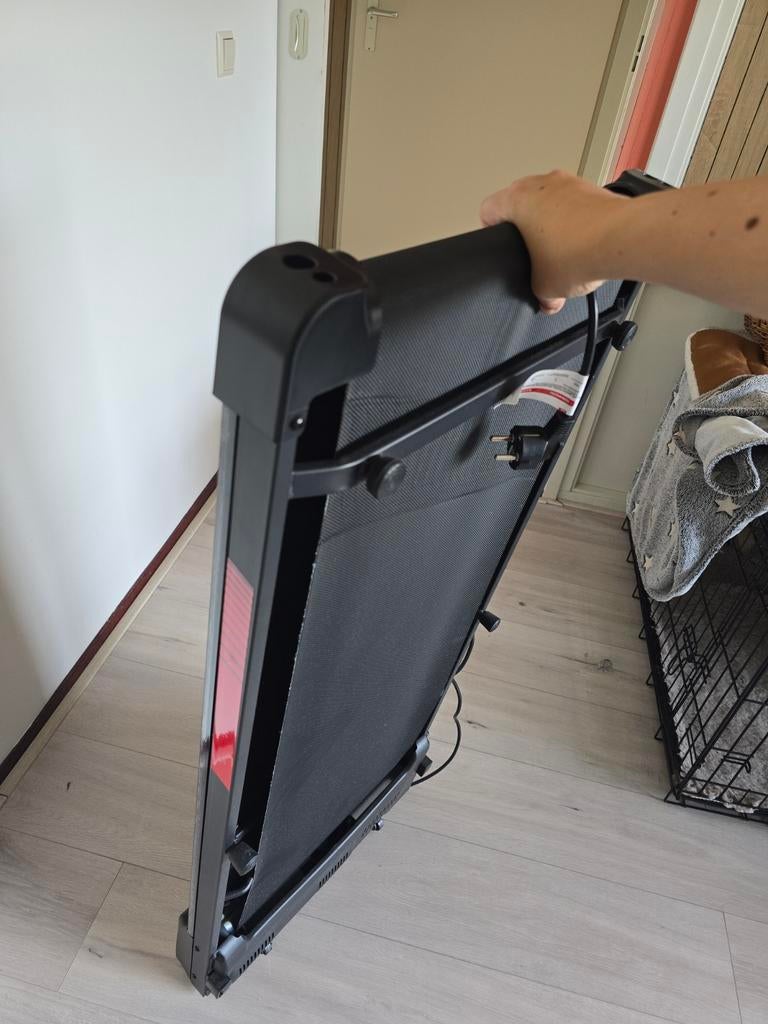 Compacte loopband voor thuisgebruik, Ophalen of Verzenden, Zo goed als nieuw, Metaal, Loopband