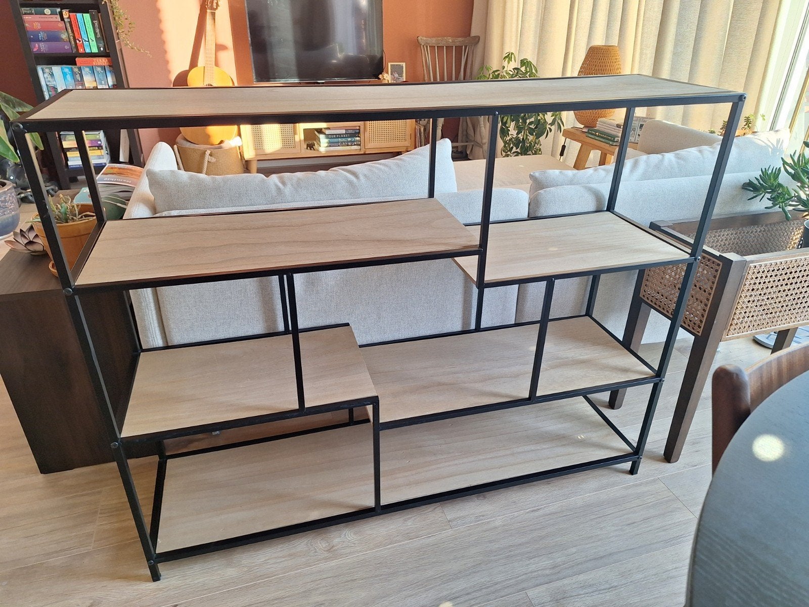 Leuke vakkenkast van Xenos, Met plank(en), Gebruikt, 100 tot 150 cm, Industrieel, Modern