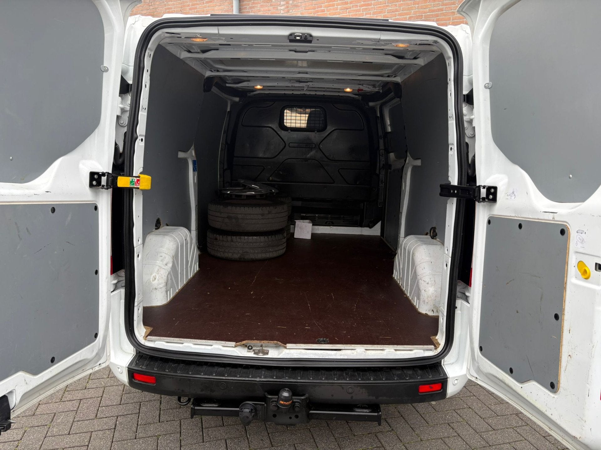 Ford Transit Custom 2.0TDCI 130PK Lang Raptor Edition / Euro, Auto's, Voorwielaandrijving, LED verlichting, 4 cilinders, 2800 kg