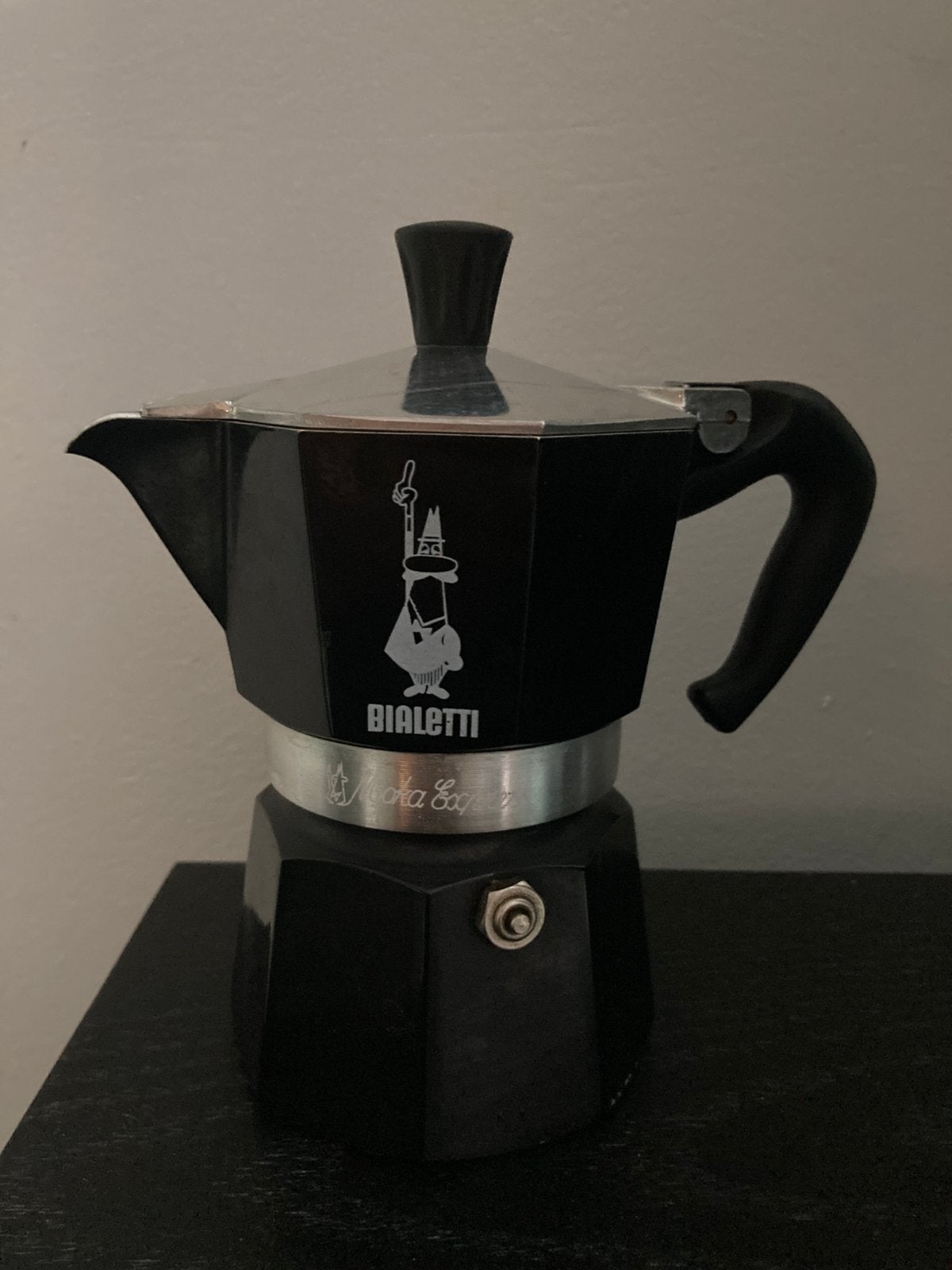 Bialetti Moka Express koffiezetapparaat, Witgoed en Apparatuur, Koffiezetapparaten, Gebruikt, Koffiemachine, Gemalen koffie, Ophalen of Verzenden