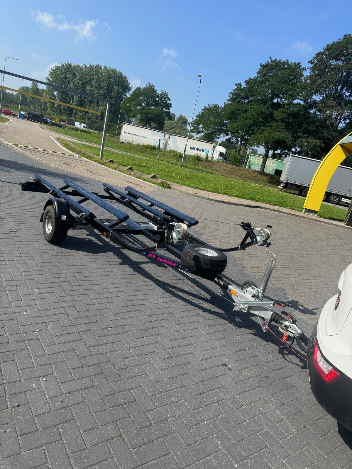 Dubbele Jetloader trailer voor 2 waterscooters - Nieuwstaat!, Watersport en Boten, Ophalen, Jetskitrailer, Minder dan 6 meter