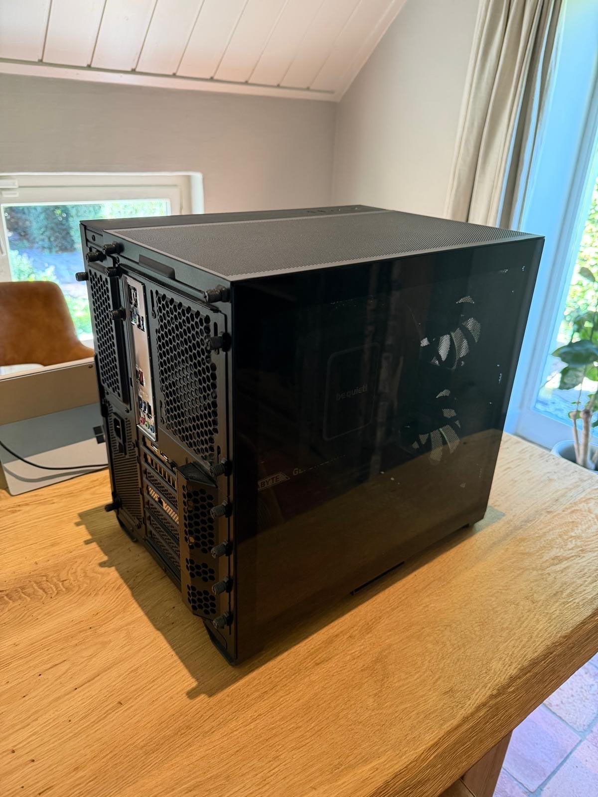 High-End Gaming PC: AMD Ryzen 9 7900X, RTX 5060 Ti, 64GB DDR, Ophalen, 64 GB of meer, Zo goed als nieuw, Gaming