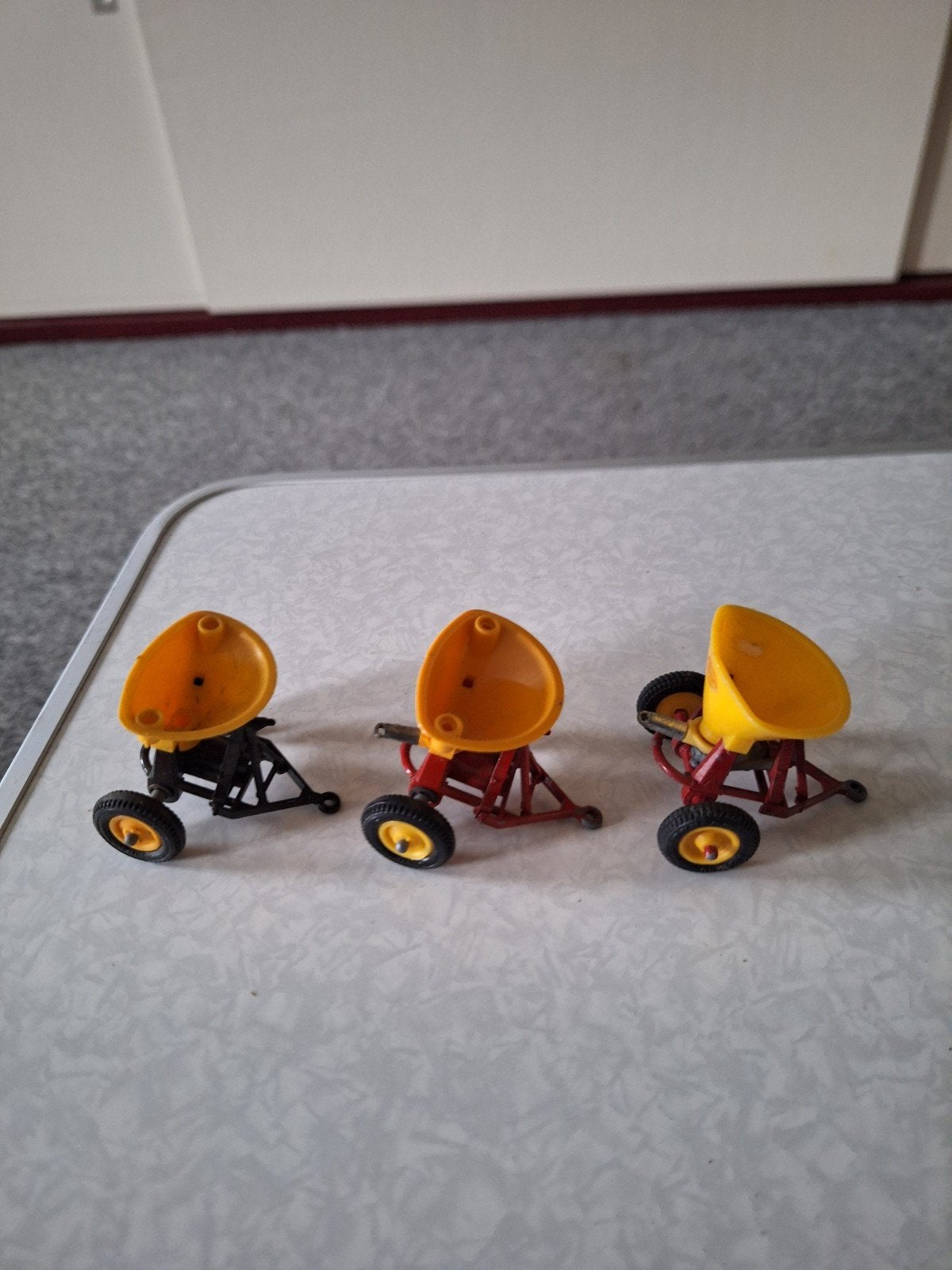 Set van 3 vintage speelgoed cementmolens, Kinderen en Baby's, Ophalen of Verzenden, Gebruikt, Overige merken