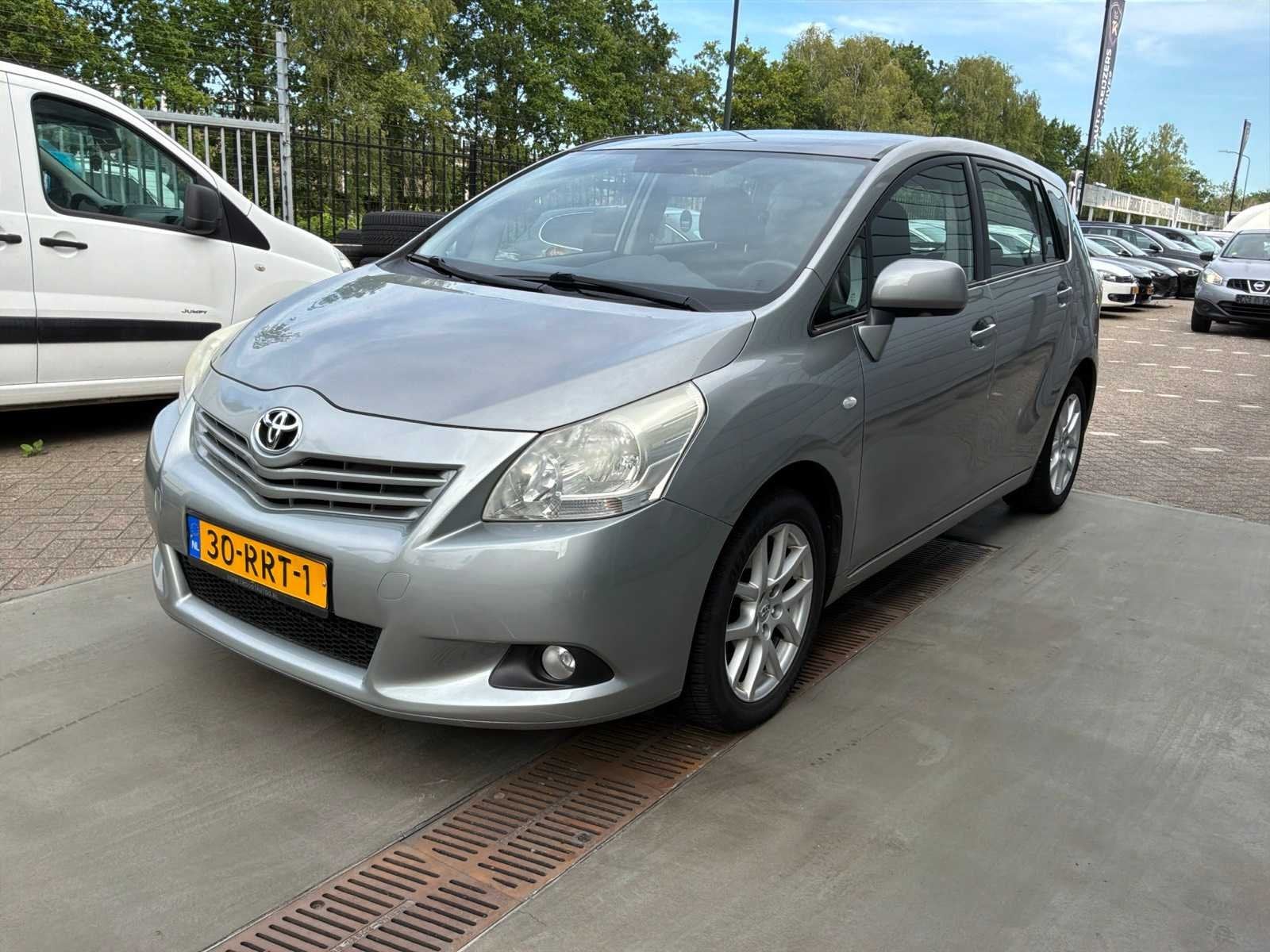 2011 Toyota Verso 1.6 VVT-i Business Personenauto, Auto's, Voorwielaandrijving, Euro 5, Gebruikt, 4 cilinders