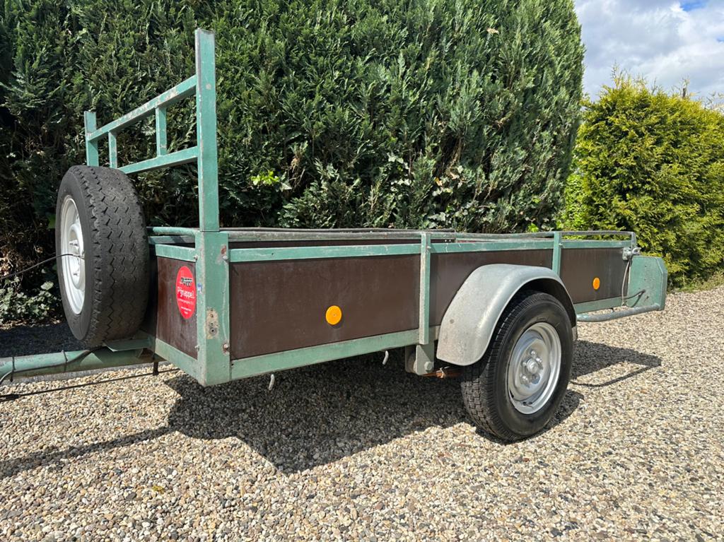 Nette pijnappel aanhanger 250x130 1200KG, Ophalen of Verzenden