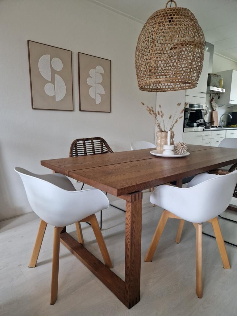4 witte eetkamerstoelen Eames stijl, Huis en Inrichting, Stoelen, Ophalen, Gebruikt, Wit