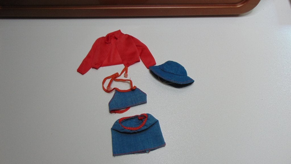 Vintage Barbie uit 1972, Best Buy voor Skipper #7221, Verzamelen, Poppen, Ophalen of Verzenden, Gebruikt, Kleertjes