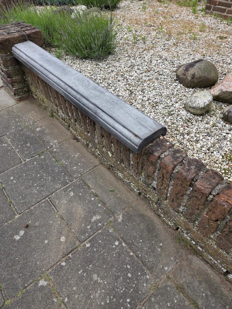 Muurafdekkers met sierrand, Ophalen