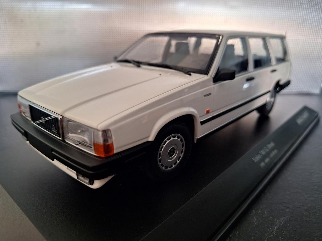 Volvo 740 GL Break Schaal 1:18, Minichamps, Auto, Nieuw, Ophalen of Verzenden