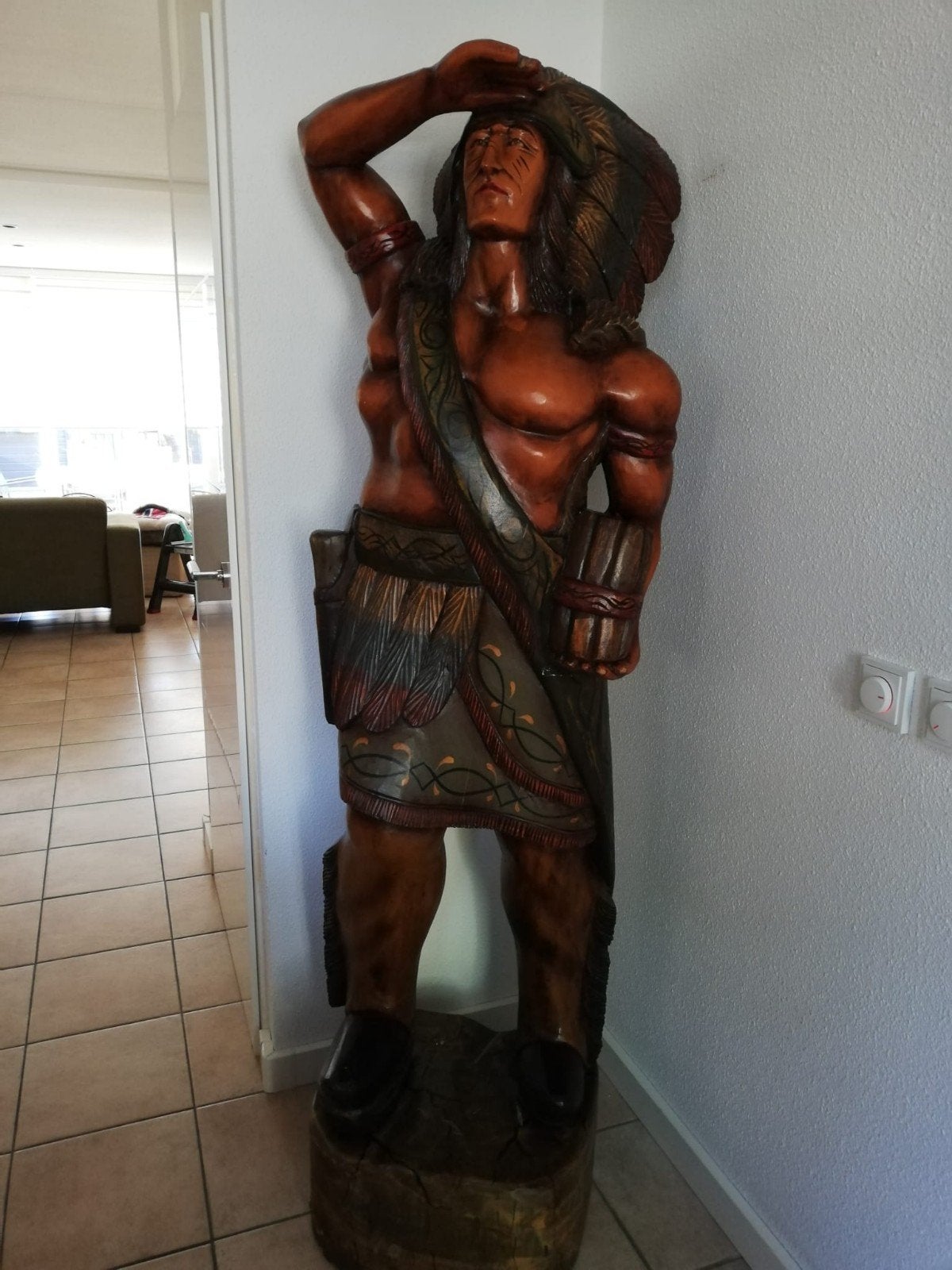 Massief houten beeld Indiaan - 1.90m hoog, Ophalen, Handgemaakt, 1 meter - 2 meter, Beeld