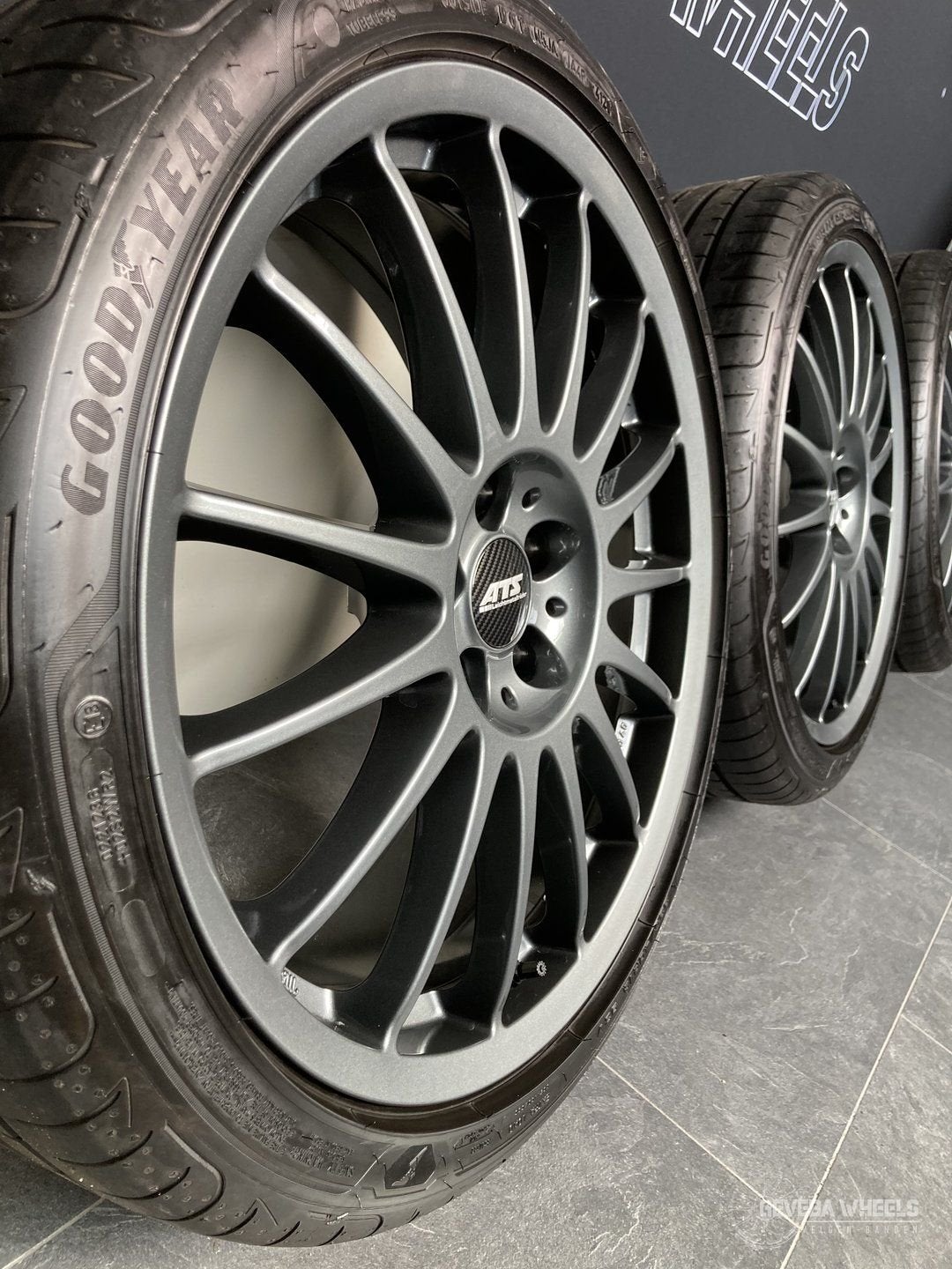 19” Ford Puma sport velgen + banden 5x108 225/40/19, Auto-onderdelen, 19 inch, Gebruikt, -, -