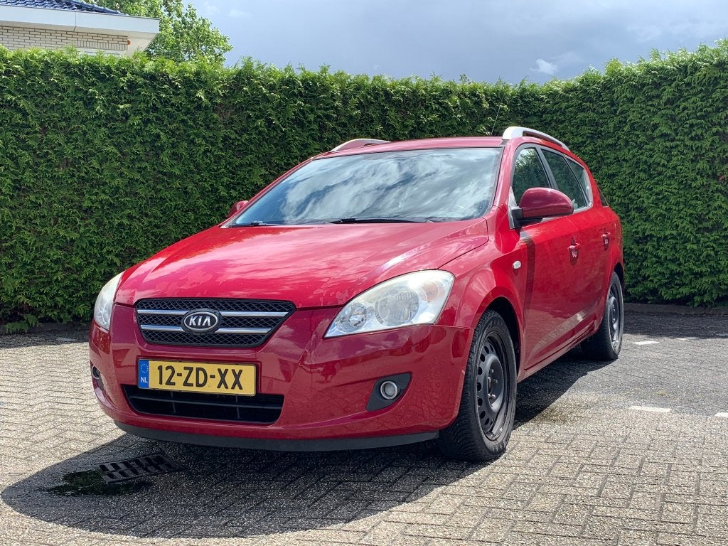 Kia (Pro) Cee d 1.6 Cvvt Sporty Wagon 2008 Rood Nieuwe APK, Voorwielaandrijving, 15 km/l, 4 cilinders, 122 pk