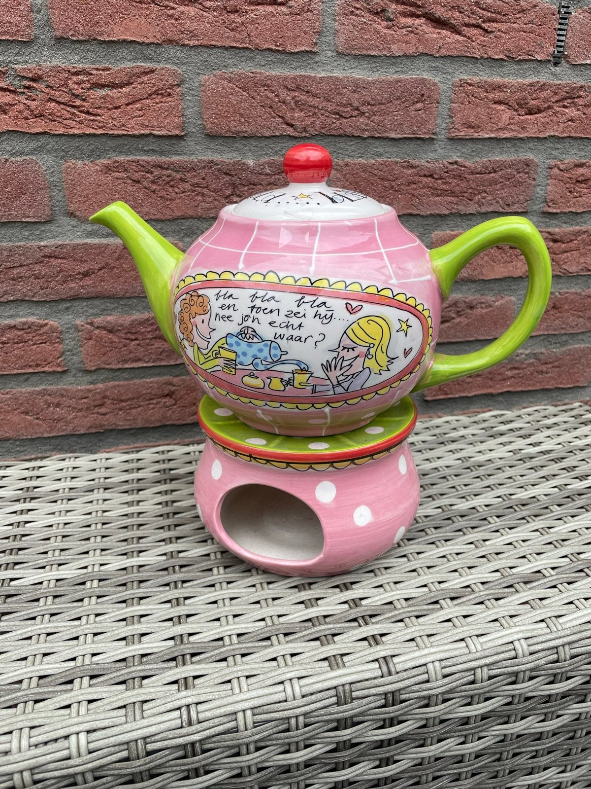 Blond theepot met warmtehouder, Ophalen, Zo goed als nieuw, Aardewerk, Overige typen