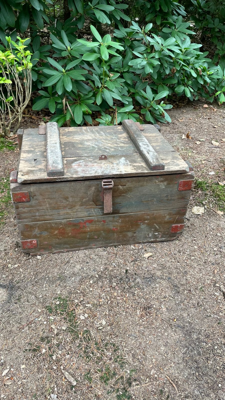 Decoratieve houten legerkist - 58x42x31 cm, Antiek en Kunst, Ophalen