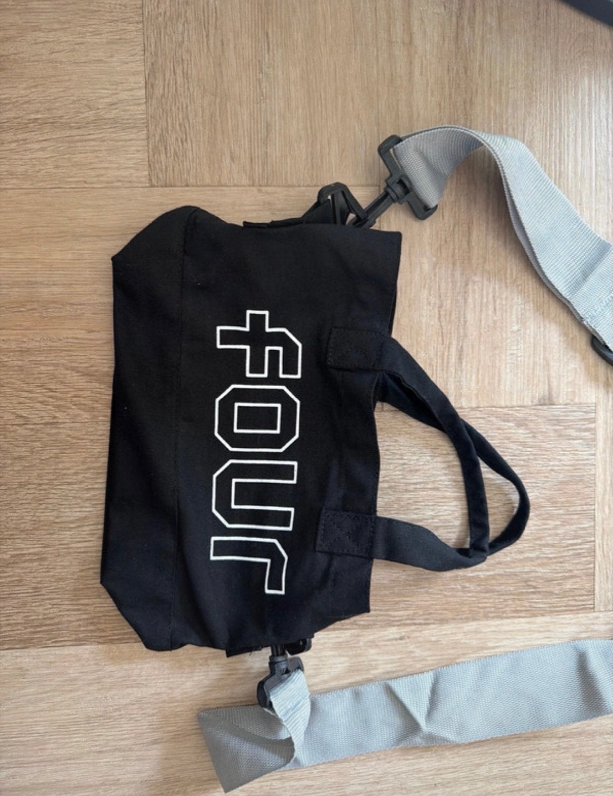 FOUR Amsterdam tasje nieuw!, Ophalen of Verzenden, Nieuw, Zwart, Schoudertasje
