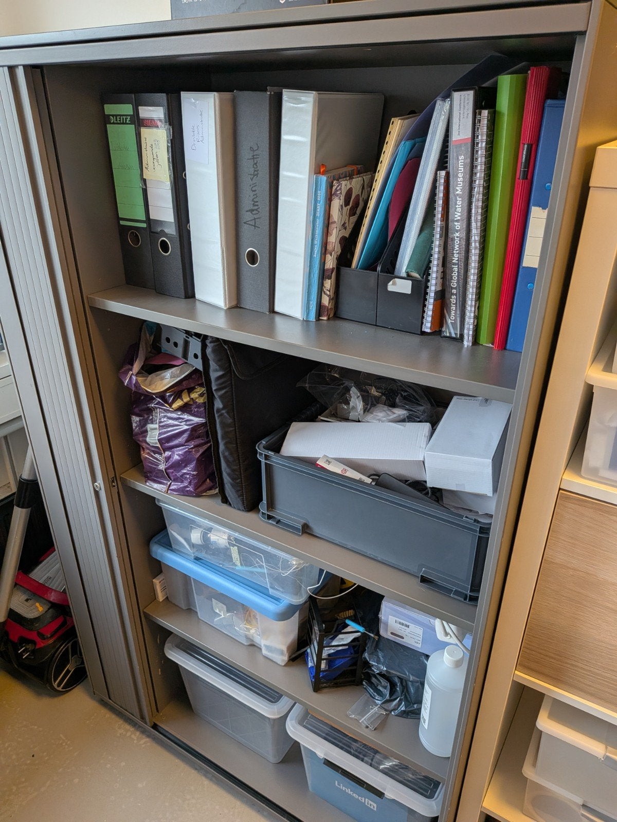 Diverse kantoormeubelen en inrichting, Ophalen, Gebruikt