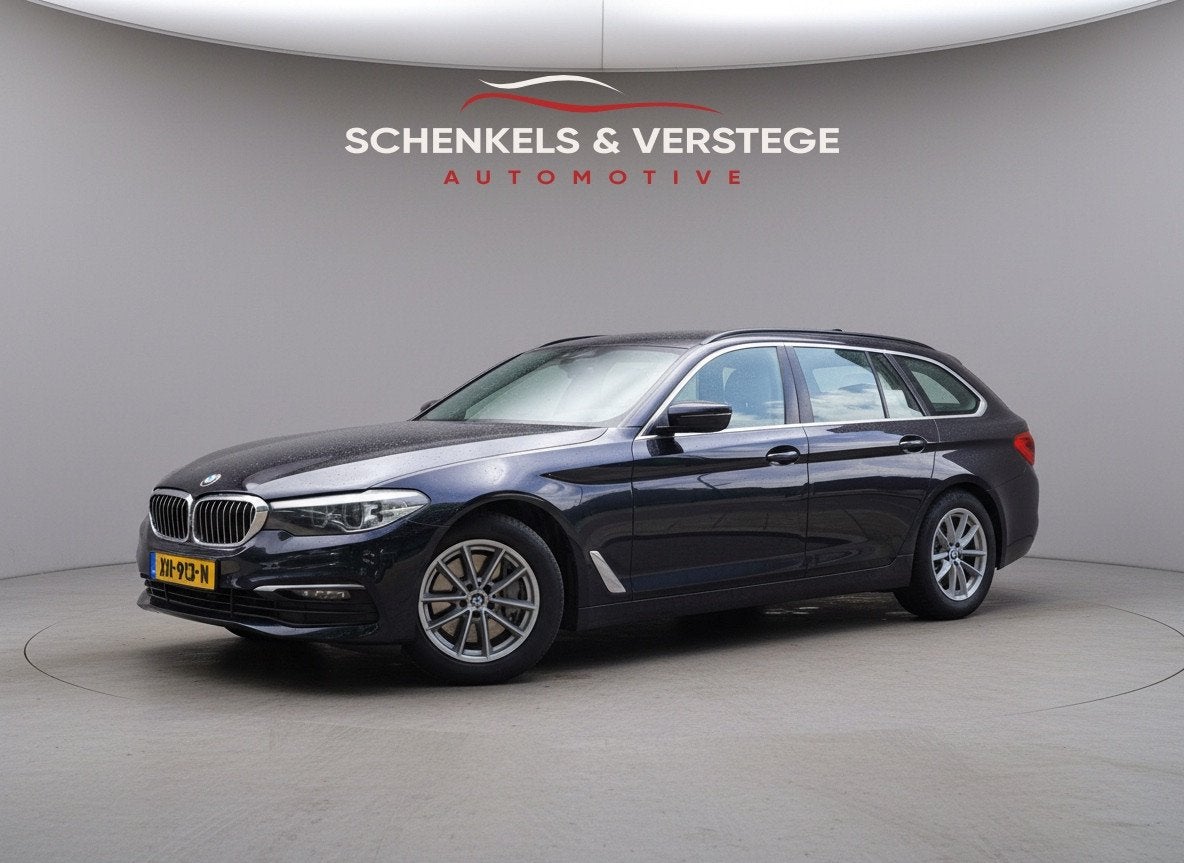 BMW 5 Serie Touring 540i xDrive Executive / BTW / Individual, Auto's, BMW, Bedrijf, Te koop, 5-Serie, 4x4, ABS, Airbags, Airconditioning