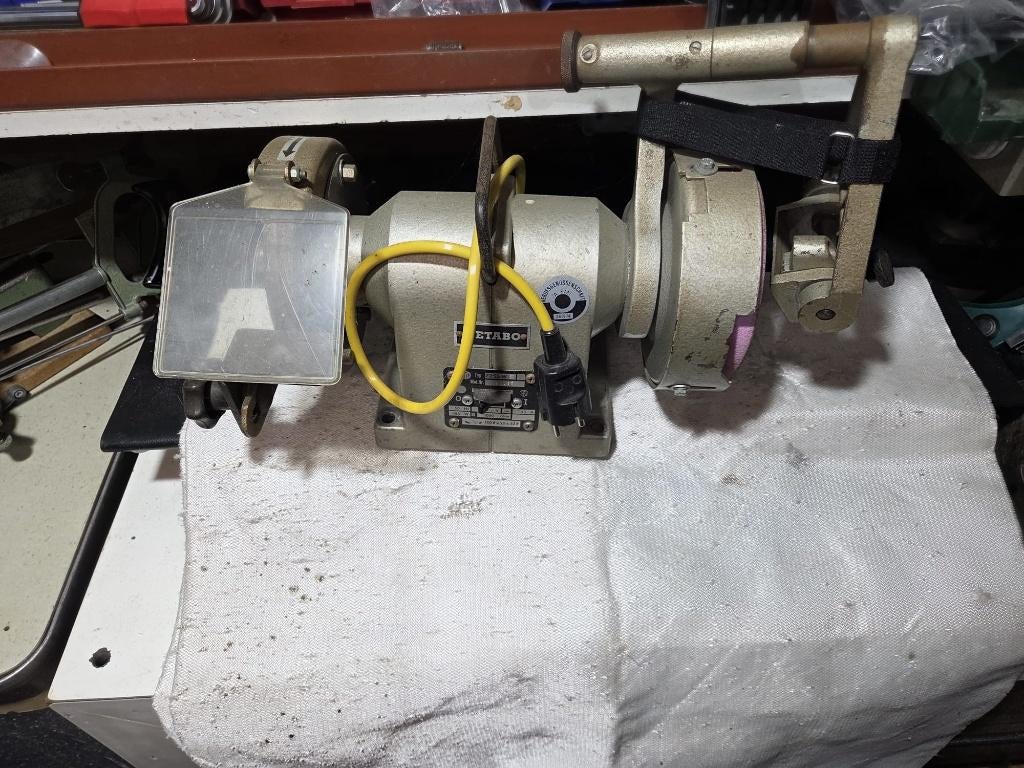 Metabo slijpsteen met beitel slijper 7255 w, Ophalen, Gebruikt, Minder dan 700 watt, Werkbankslijpmachine