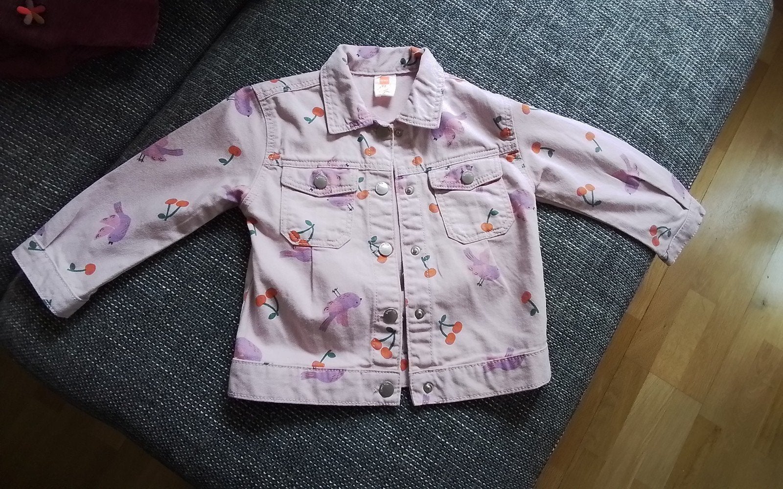 Spijkerjasje,  maat 92., Ophalen of Verzenden, Zo goed als nieuw, Meisje, Jas