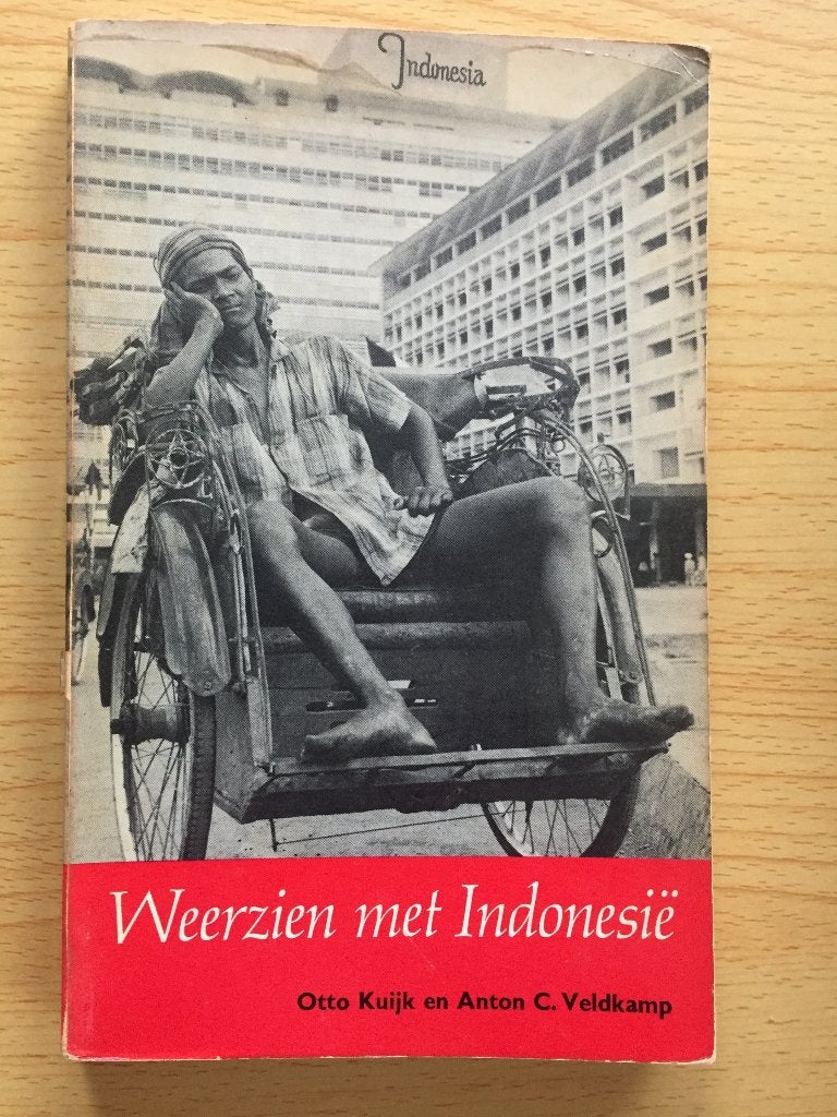 Weerzien met Indonesië, 1963, Boeken, Ophalen of Verzenden, Gelezen, Otto Kuijk & Anton C. Veldkamp