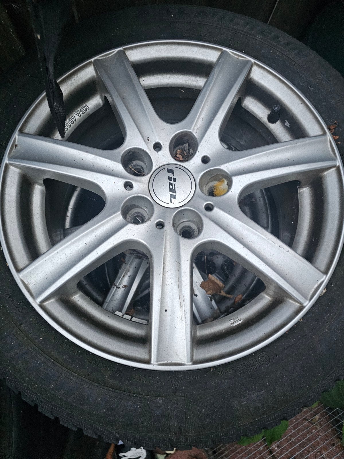 16 inch RIAL velgen met banden, Ophalen, Gebruikt