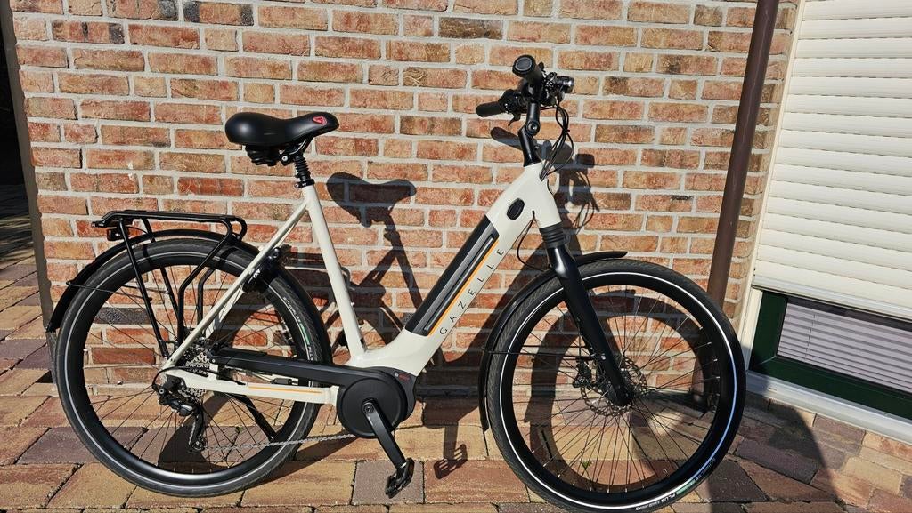 Gazelle Ultimate T10 HBM L61 - Slechts 365km!, Ophalen, Zo goed als nieuw, 59 cm of meer, 50 km per accu of meer