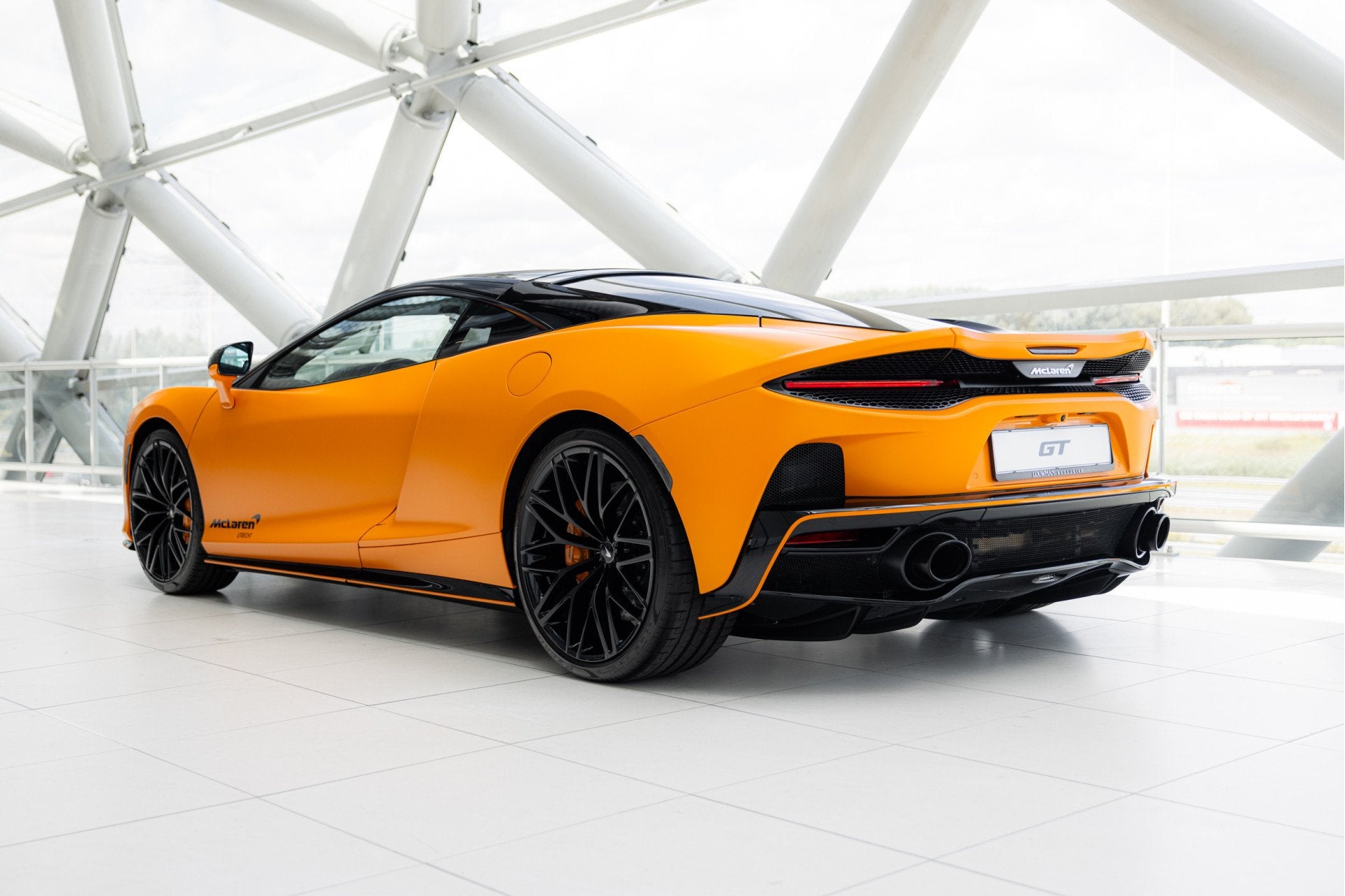 McLaren GT 4.0 V8 | Matt Papaya Spark | Electrochromic Roof, Auto's, Automaat, Overige kleuren, 3994 cc, Bedrijf
