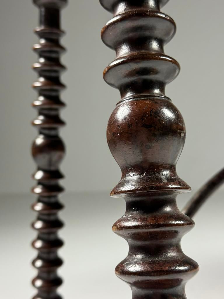 Spaanse tafel 18e eeuw Bobbin, Antiek en Kunst, Antiek | Meubels | Tafels, Ophalen